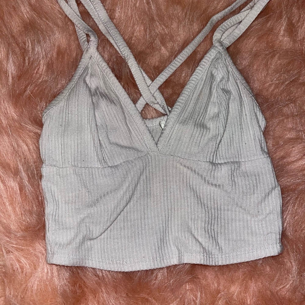 Croptops - Picture 4 of 6